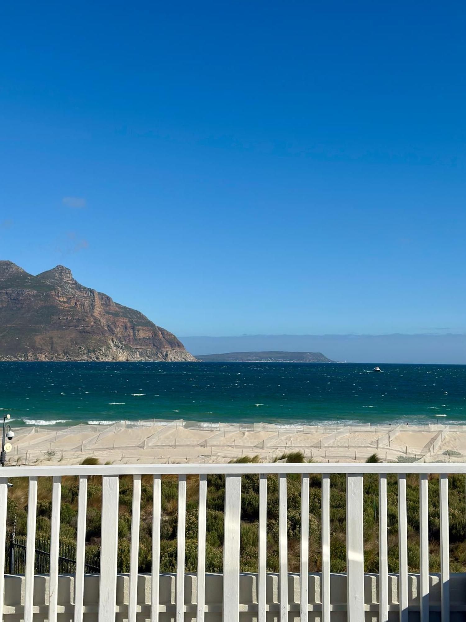 Pingu Beachhouse With Jacuzzi Hout Bay Cape Town