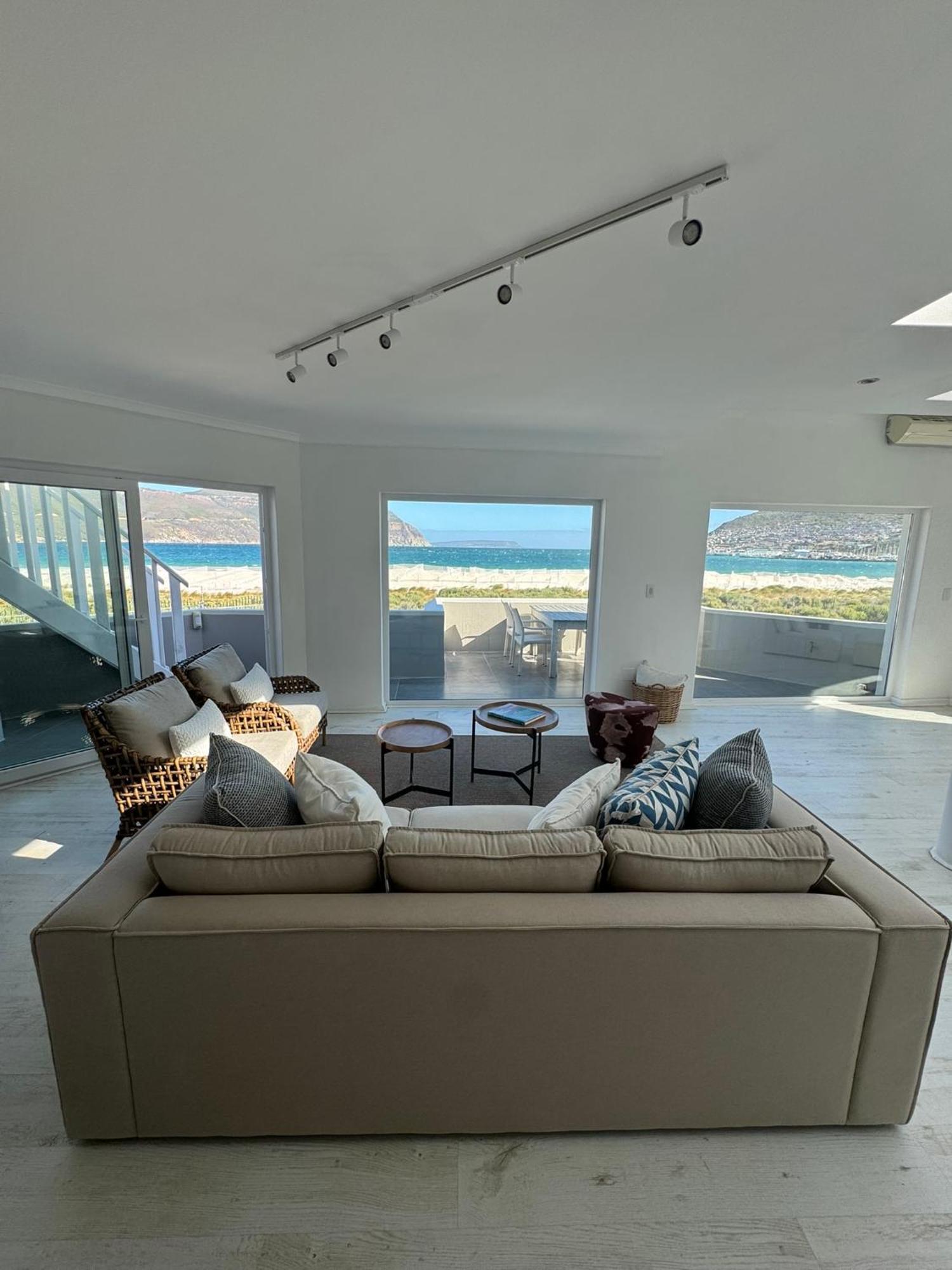 Holiday home Pingu Beachhouse With Jacuzzi Hout Bay