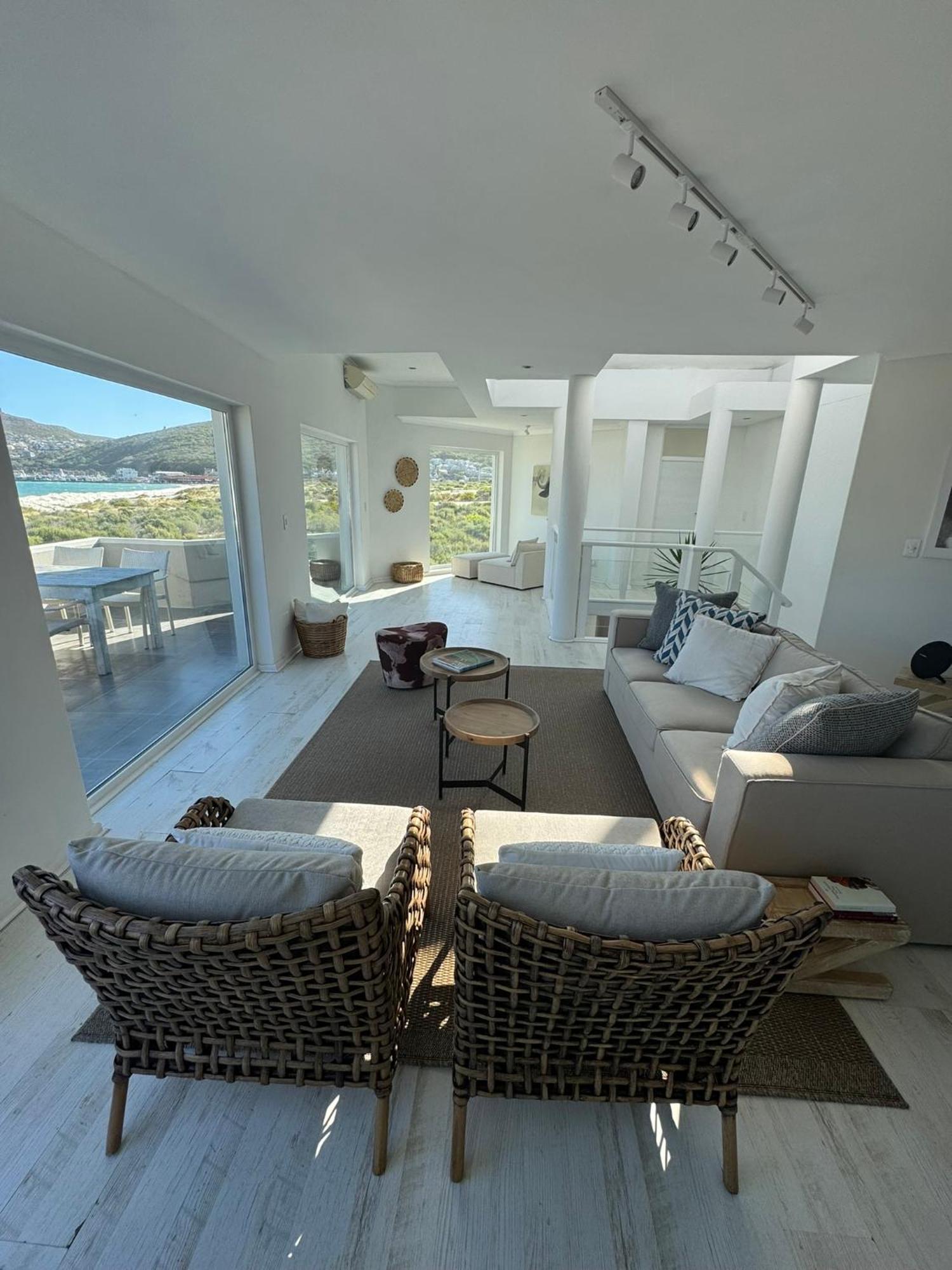 Holiday home Pingu Beachhouse With Jacuzzi Hout Bay *
